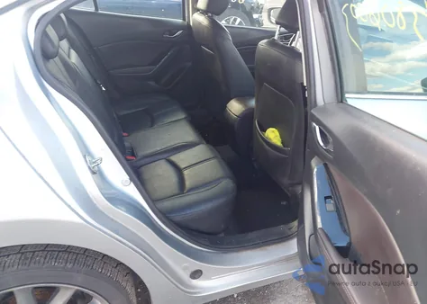 2018 Mazda Mazda3 Touring из США, поврежденный, VIN 3MZBN1L34JM190824